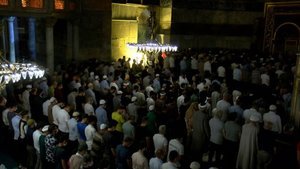 Ayasofya Camii’nde yoğunluk devam ediyor