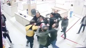 Diyarbakır’da sağlık çalışanına saldırı kamerada!