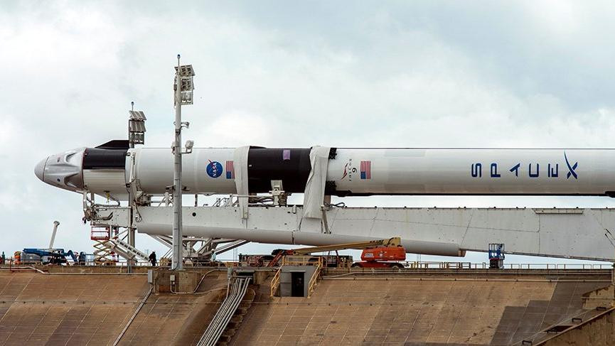 SpaceX'in Crew Dragon kapsülü için fırlatma durduruldu!