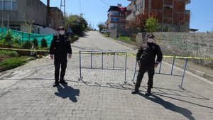 Trabzon’da bir mahalleye karantina