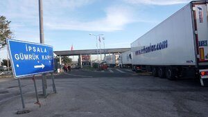 Yunanistan’dan sınır kapısında yeni düzenleme