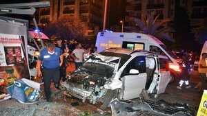Adana’da zincirleme kaza: 2’si ağır 6 yaralı