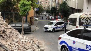 Gürcistanlı kadın evinde bıçaklandı