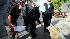 Emine Erdoğan, Leblebi isimli engelli köpeği sahiplendi