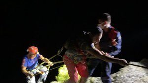 Mahsur kalan dağcılar kurtarıldı