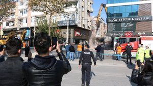İzmir’de acil yıkılacak bina sayısı açıklandı