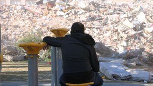 İzmir depreminde evleri hasar görenlere kritik 10 dakika izni!