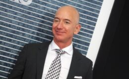 Jeff Bezos, Amazon’daki görevini bırakıyor