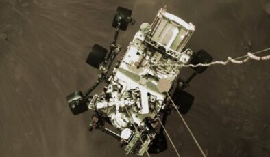 NASA’nın uzay aracı Perseverance, Mars’tan yeni fotoğraflar yolladı