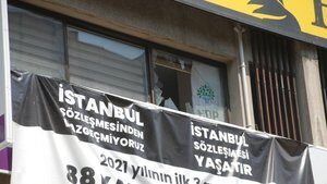 HDP İzmir İl Başkanlığı’nın bulunduğu binada silah sesleri