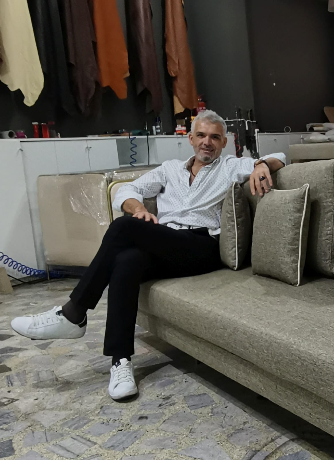 A WORLD LEADER OF TURKISH LUXURIOUS SPECIAL PRODUCTION FURNITURE