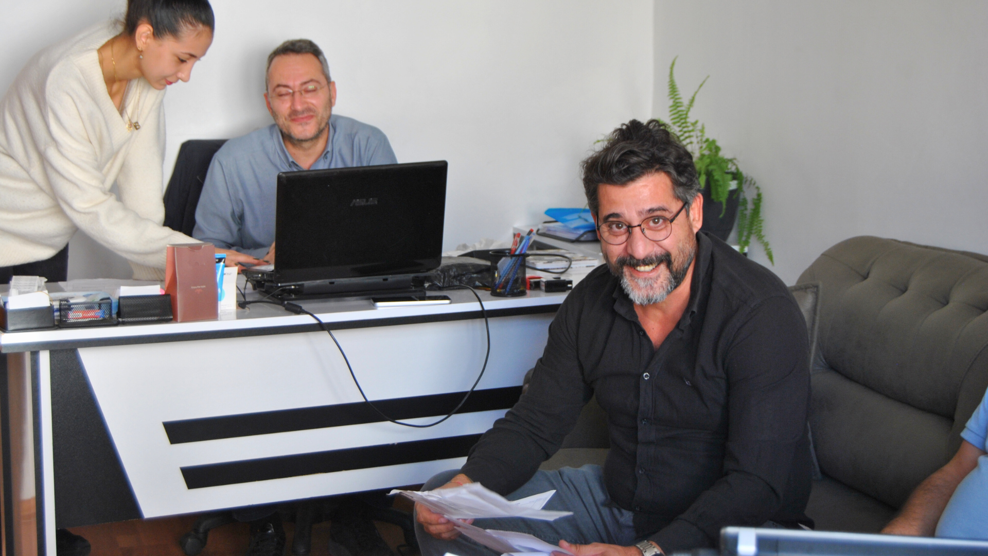 Ali Aksoy: Türkiye’nin Başarılı İş İnsanı ve Topluma Adanmış Lideri