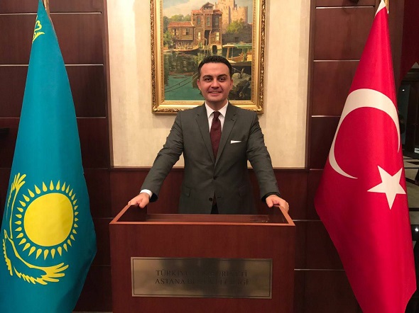 Uluslararası kariyere sahip saha ekibi yöneticisi, küresel rekabette başarılı olmanın yollarını açıkladı