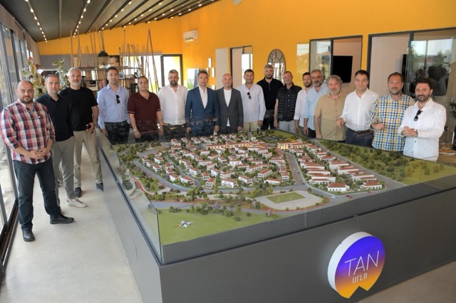 Tanyer Yapı, Çeşmeli Müteahhitleri Ağırladı